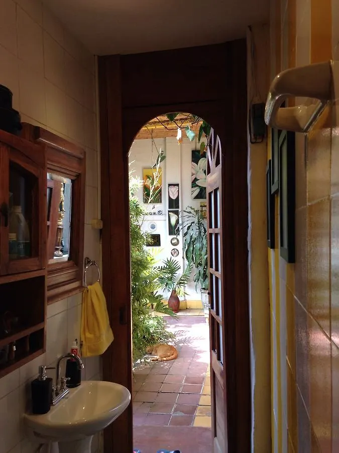 Casa Escondida Bed and Breakfast Cali 0*,  Colombia